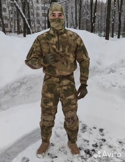 Тактический костюм с интегрированной защитой