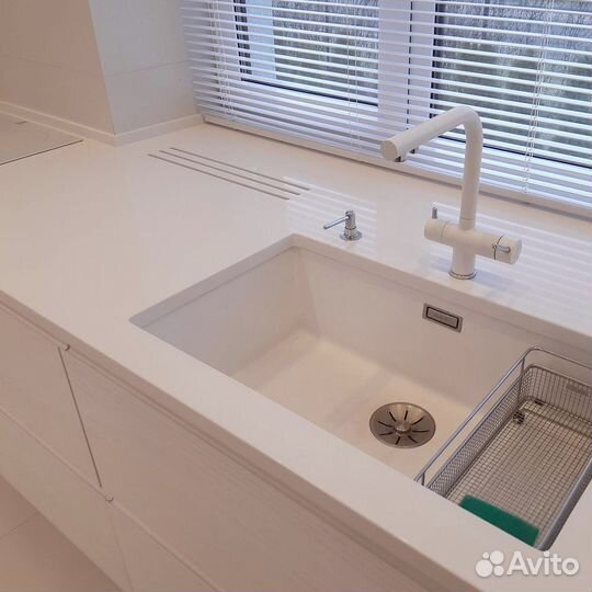 Акриловая столешница