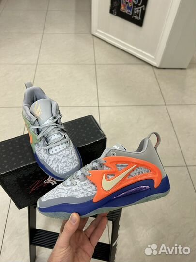 Баскетбольные кроссовки Nike KD 15