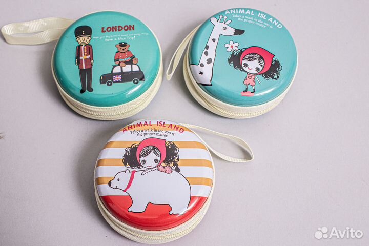 Футляры для наушников