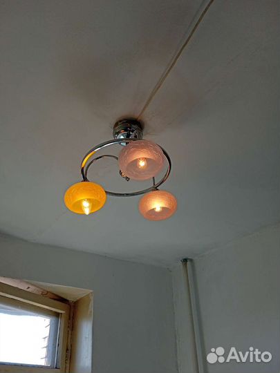 Люстра бу, холодильник, стиральная машинка, шкаф