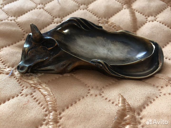 Пепельница.Бронза.Бык