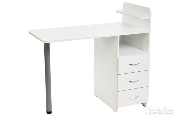 Маникюрный сто