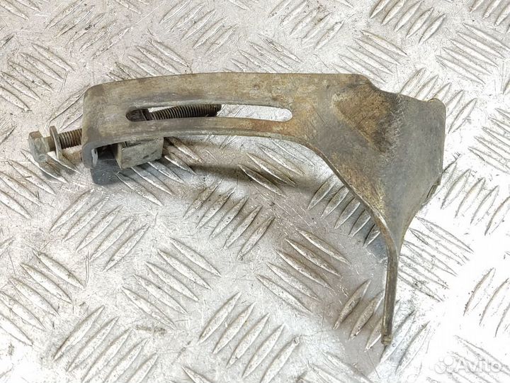 Кронштейн генератора Lifan Breez 2007-2014