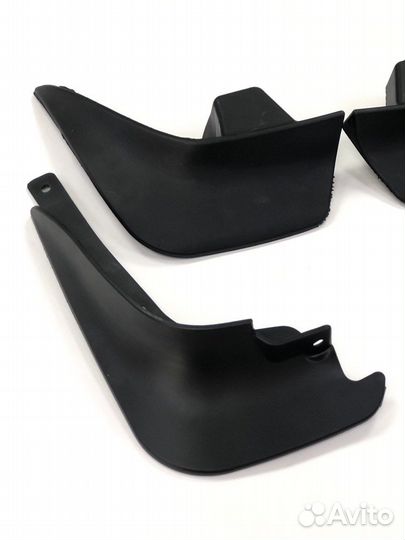 Брызговики Toyota Funcargo P20-P25 (1999-2005г)