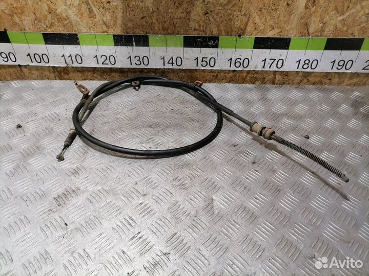 Трос стояночного тормоза Mitsubishi L200 2006-2016