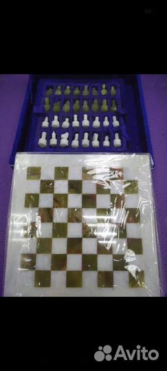 Шахматы из камня 