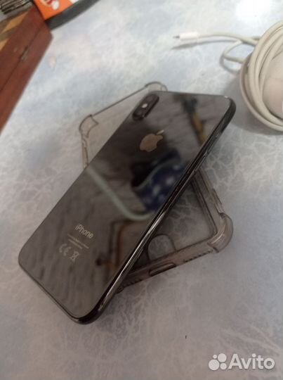 Телефон iPhone x