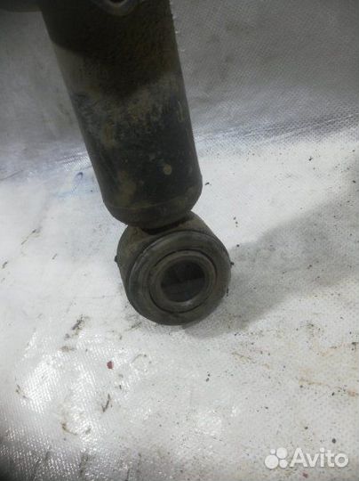 Амортизатор задний задний правый Toyota Corolla