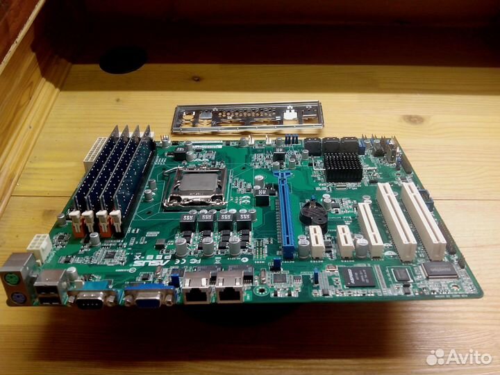 Комплект на 1155 (asus P8B-X + G840 + 2x1Gb)