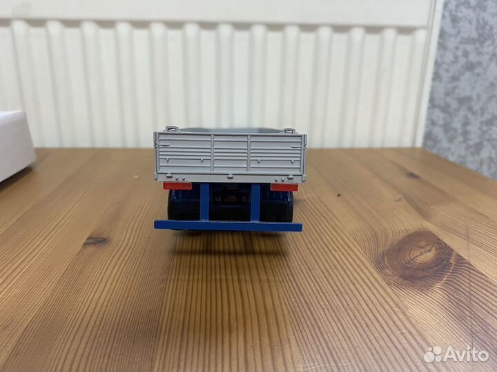 Полуприцеп одаз 93971, железная рама