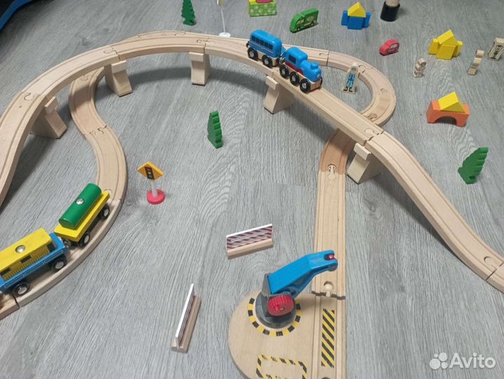 Деревянная железная дорога