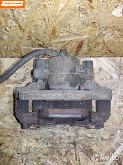 Суппорт тормозной передний левый Honda Accord 8