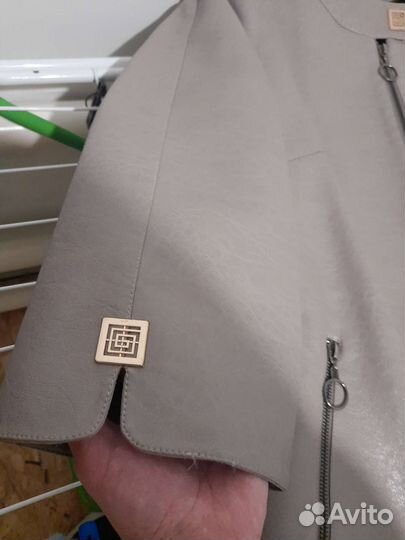 Кожаная куртка, плащ