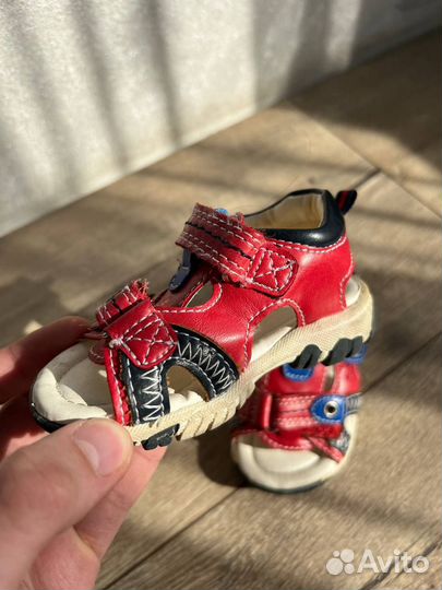 Детская обувь