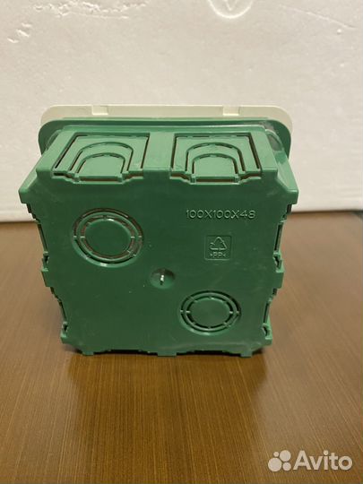 Распаячная коробка/ распределительная 100х100х48
