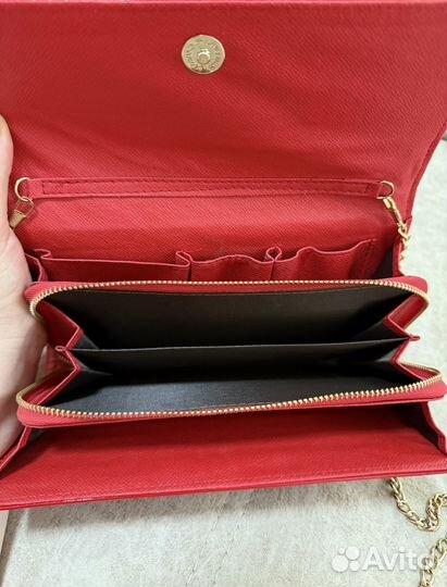 Сумочка-клатч красная лаковая