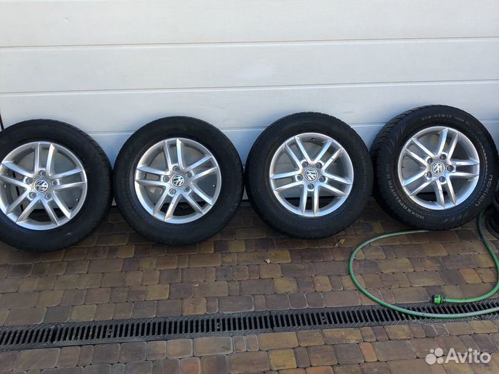 Зима Volkswagen Touareg 235/65 R17 5/130 Nokian