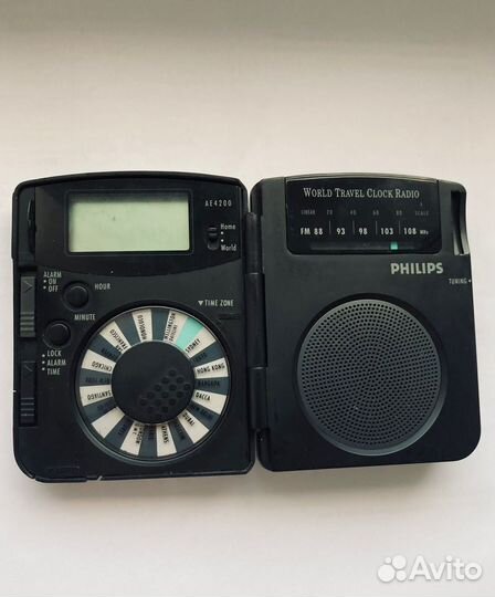 Радио с часами и будильником Philips AE4200