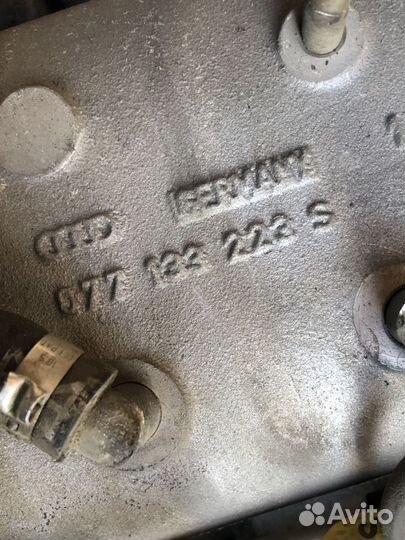 Впускной коллектор Audi RS6 C5 077133223S