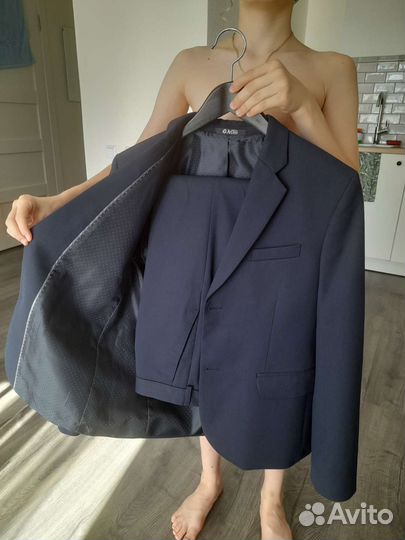 Костюм classic новый