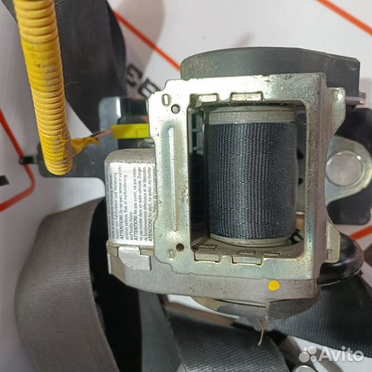 Ремень безопасности передний левый Nissan Almera