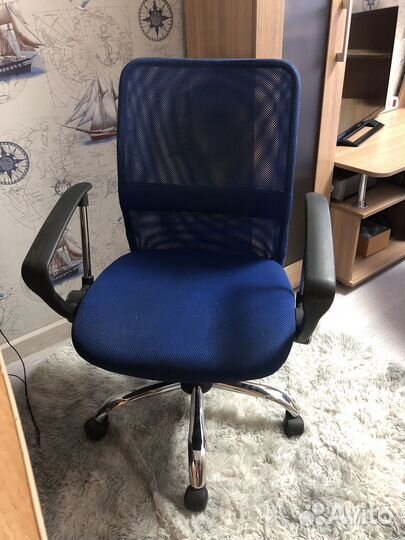 Компьютерное кресло