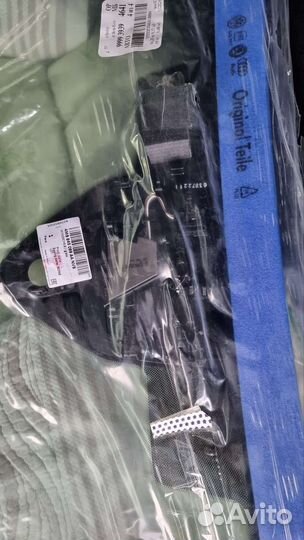 Лобовое стекло на audi Q8