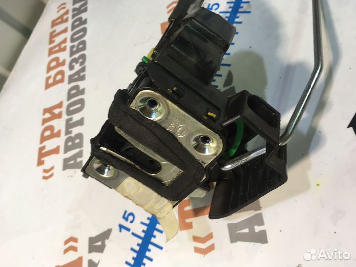 Киа Рио Замок передней двери Прав