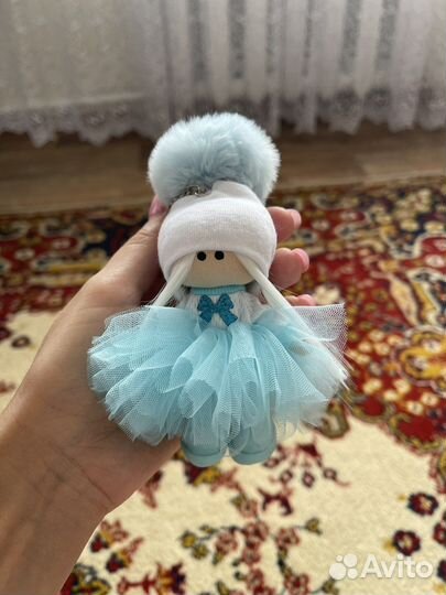 Кукла брелок