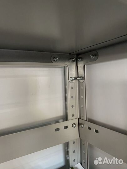 Напольный металлический стеллаж