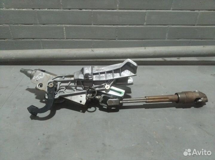 Рулевая колонка Ford Focus 2 седан 1.8 2006