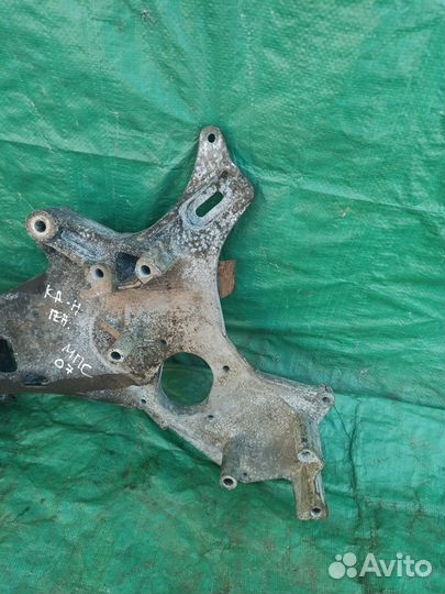 Кронштейн генератора Pajero Sport 1997-2008 г