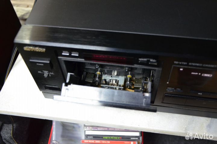 Топовая кассетная дека Victor TD-V731