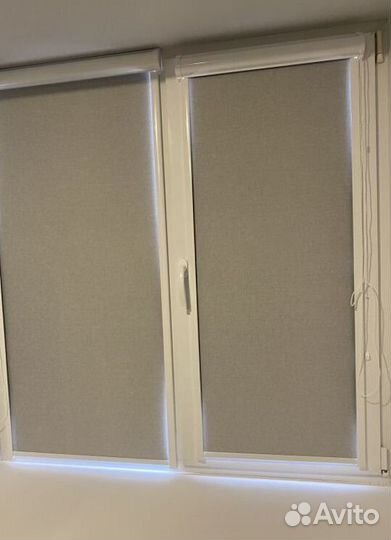 Рулонные шторы блэкаут в коробе Q8923