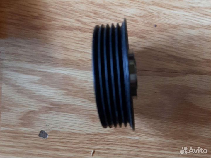 Ролик для грм