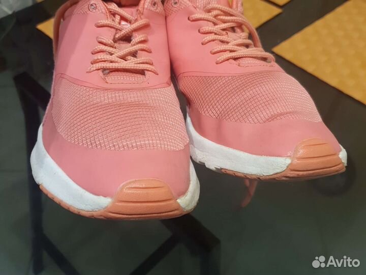 Кроссовки женские 37 5