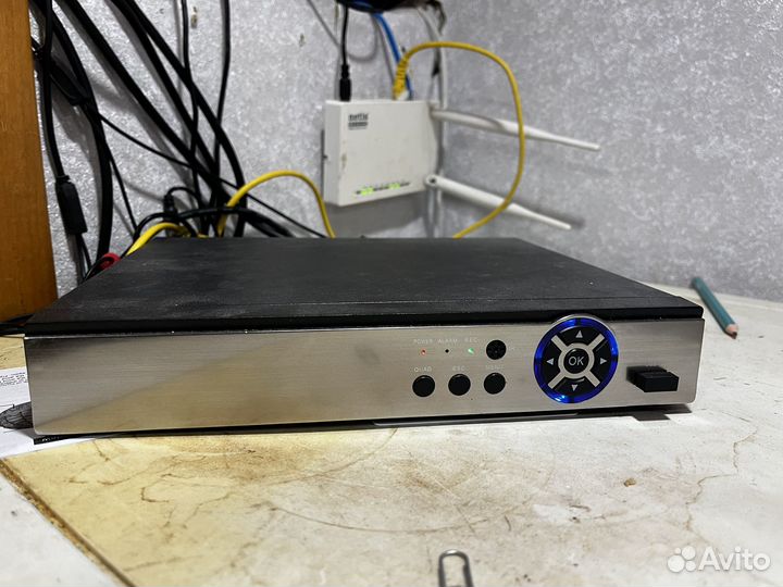 Комплект видеонаблюдения 4 камеры видеорегистратор