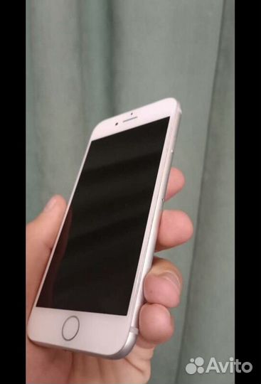 iPhone 7, 32 ГБ
