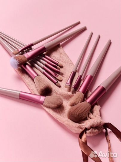 Набор кистей для макияжа
