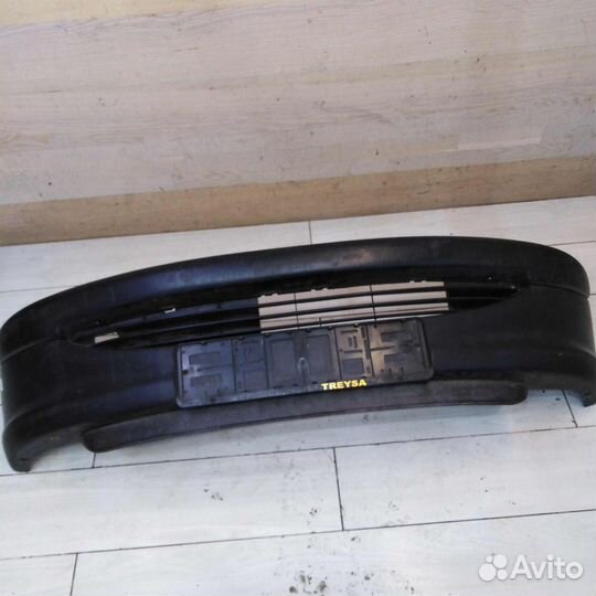 Бампер передний Peugeot 206 2000гв