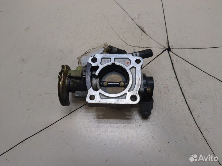 Заслонка дроссельная Mazda Demio, 2001