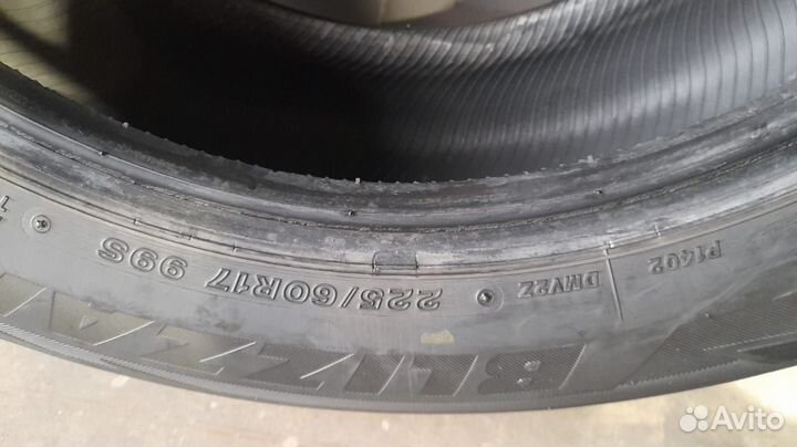 Bridgestone Blizzak DM-V2 225/60 R17