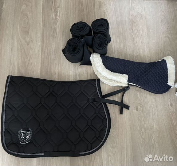 Конные вещи : вальтрап и бинты