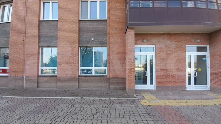 Торговая площадь, 65 м²