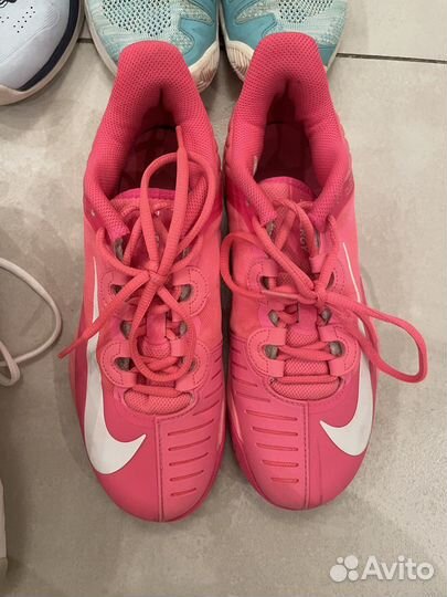 Кроссовки тенисные nike 37