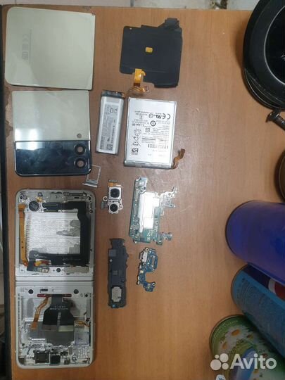 Samsung galaxy z flip 3 5g 256g на запчасти