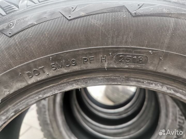 Hankook Winter I'Pike 215/60 R16 99T