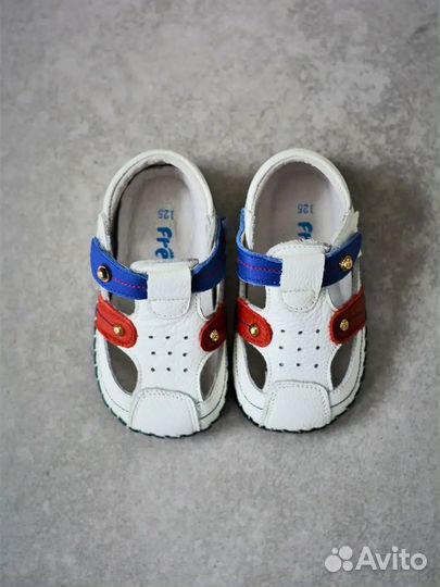 Сандалии детские