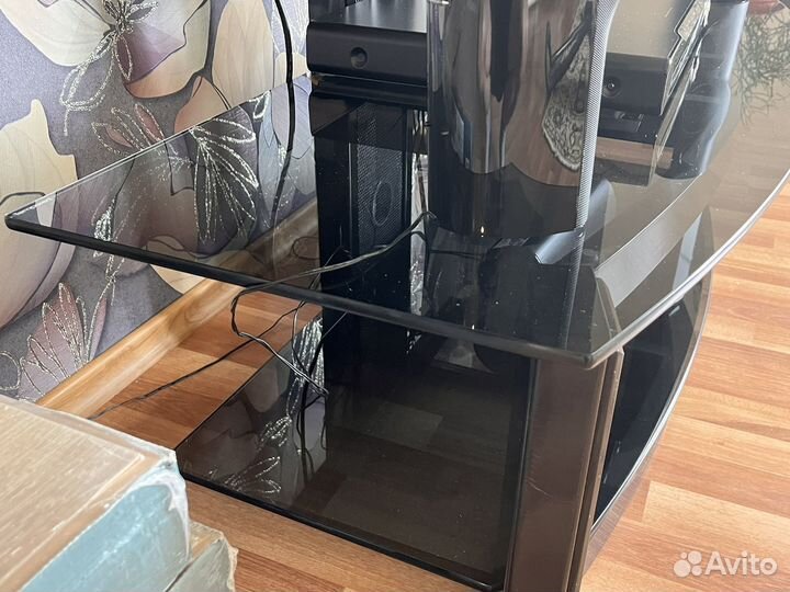 Полка для телевизора